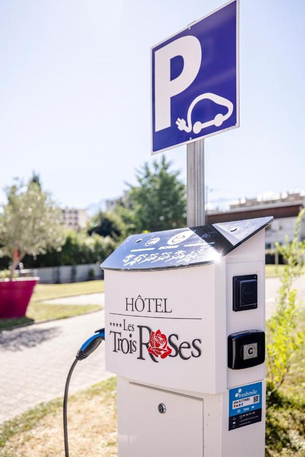 Hotel Les Trois Roses, Meylan Grenoble Exteriör bild